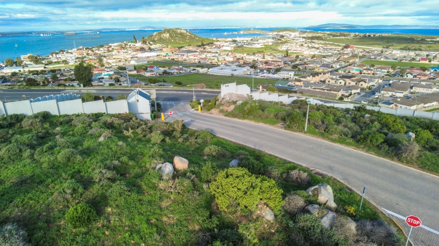 0 Bedroom Property for Sale in Hoogland Western Cape